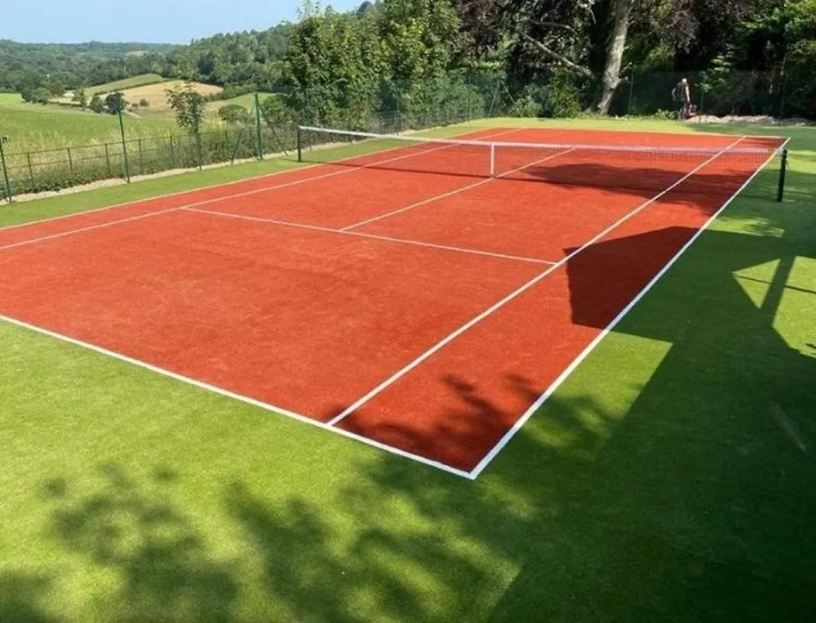 Villa Amfora With Heated Pool, Wellness And Tennis Knezevic