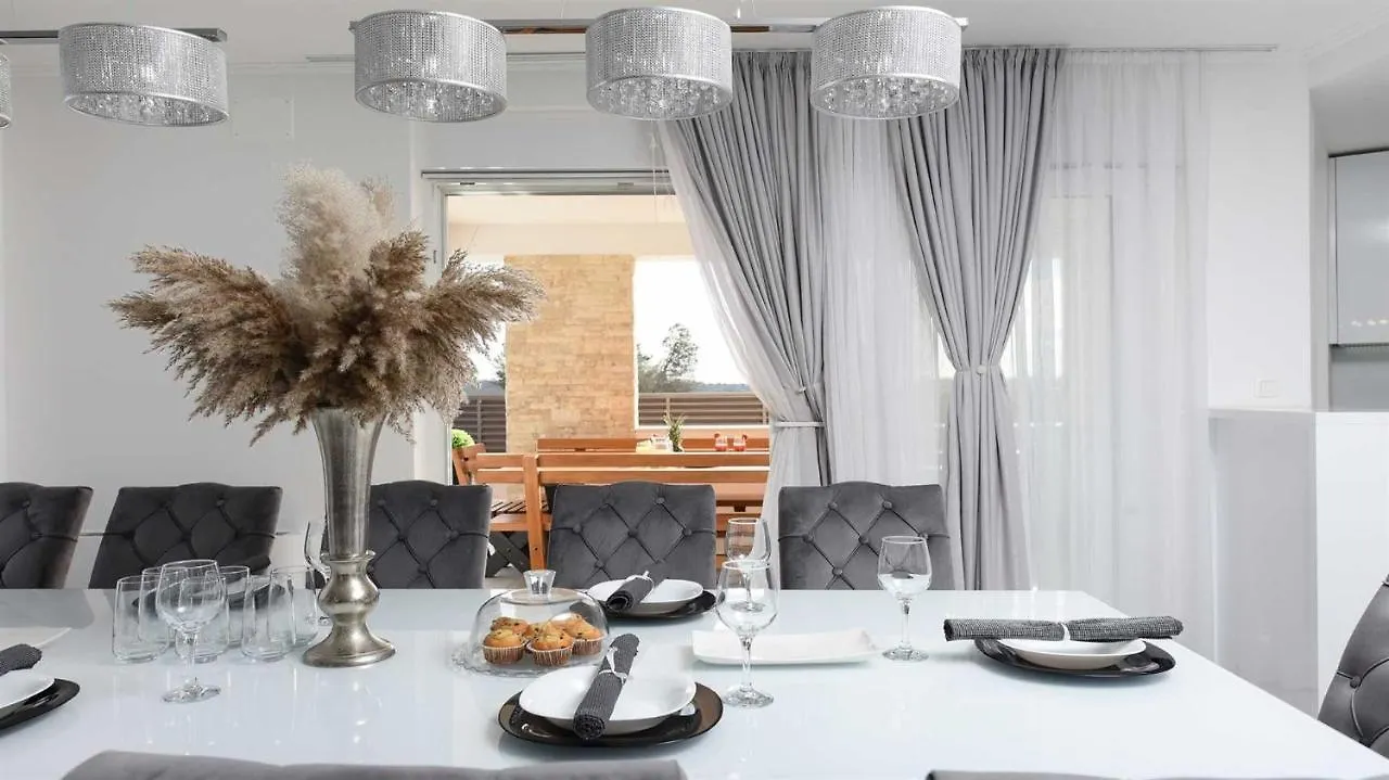 Villa Amfora With Heated Pool, Wellness And Tennis Knezevic 0*,  Croatia