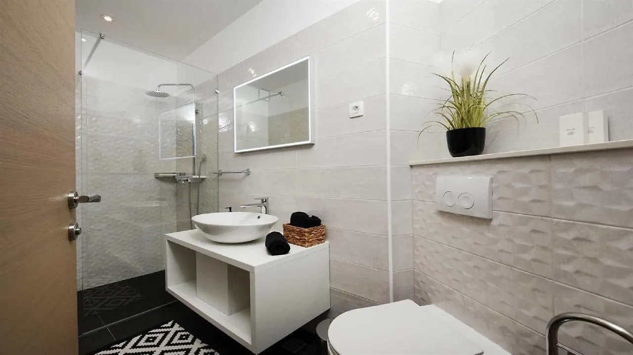 Villa Amfora With Heated Pool, Wellness And Tennis Knezevic 0*,  Croatia